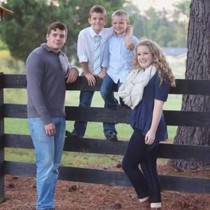 Meet your Posher, Alisa